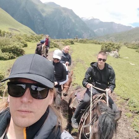 Алтын-Арашан, Путь На Оз,Ала-Куль Teploklyuchenka エクステリア 写真